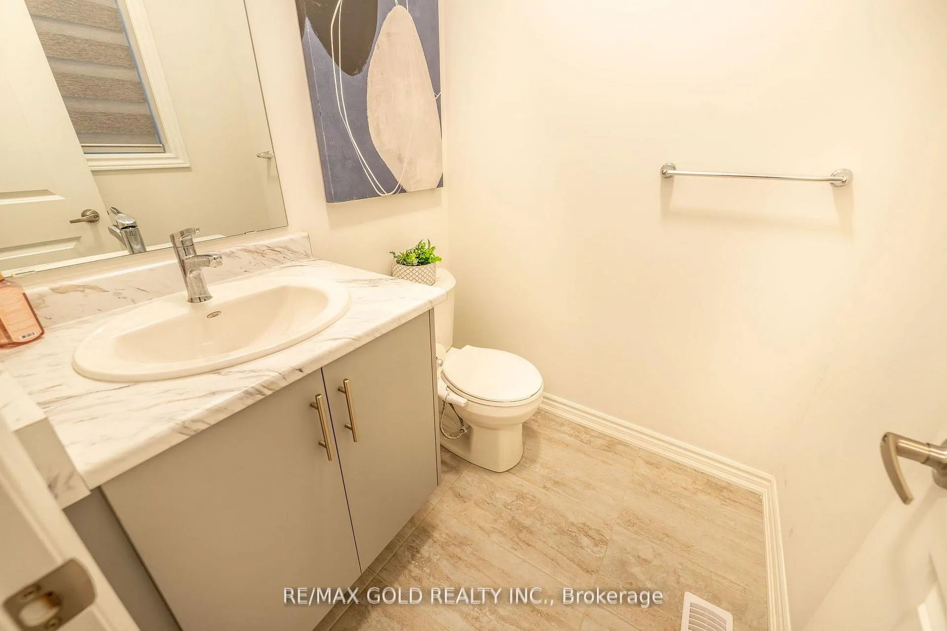 Photo 23 of 35 Academy Drive, Brampton, Bram East — HOMEH