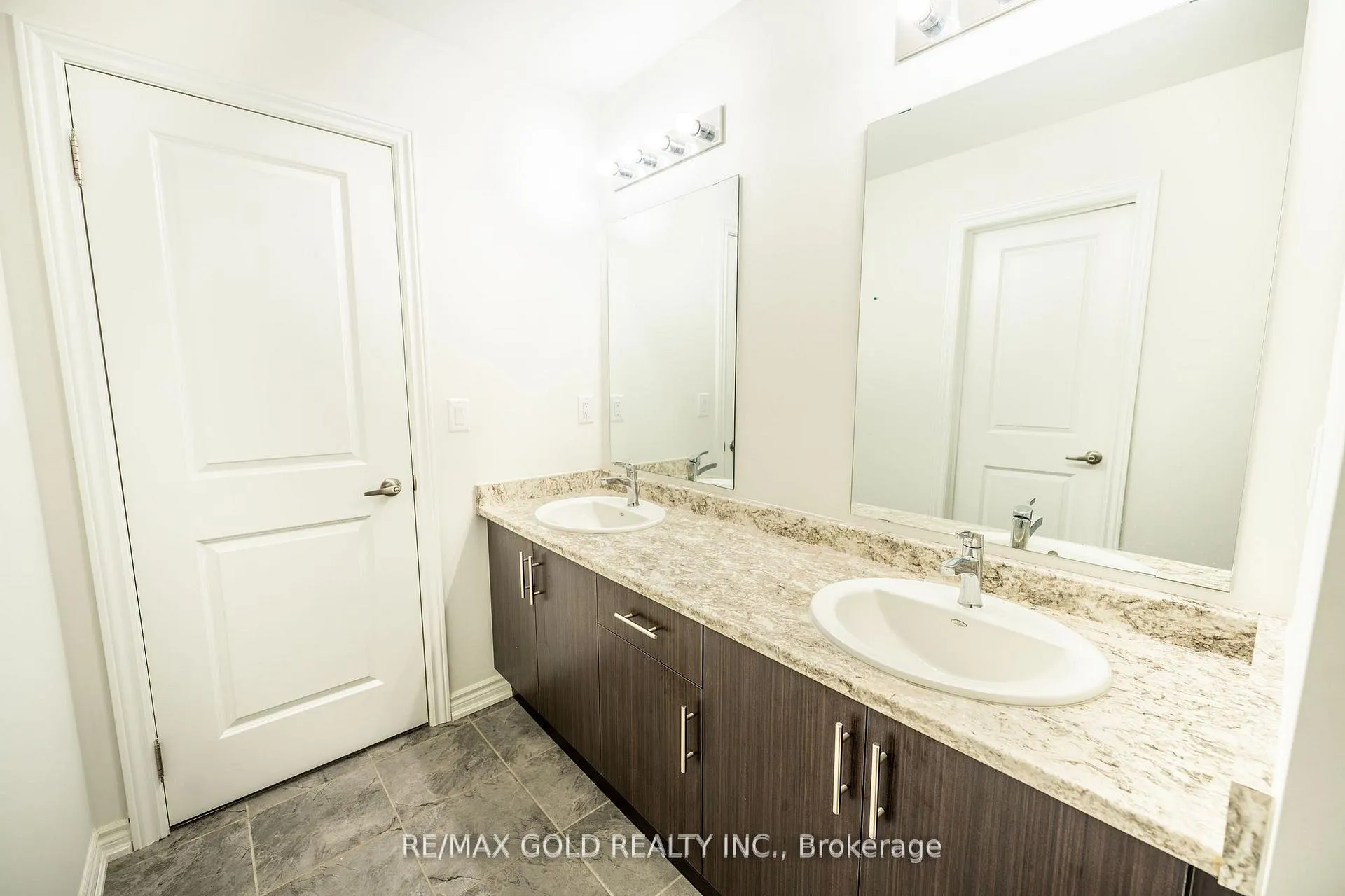 Photo 30 of 35 Academy Drive, Brampton, Bram East — HOMEH