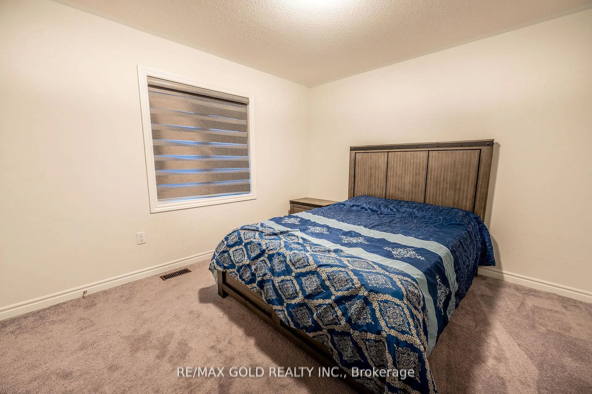 Photo 32 of 35 Academy Drive, Brampton, Bram East — HOMEH