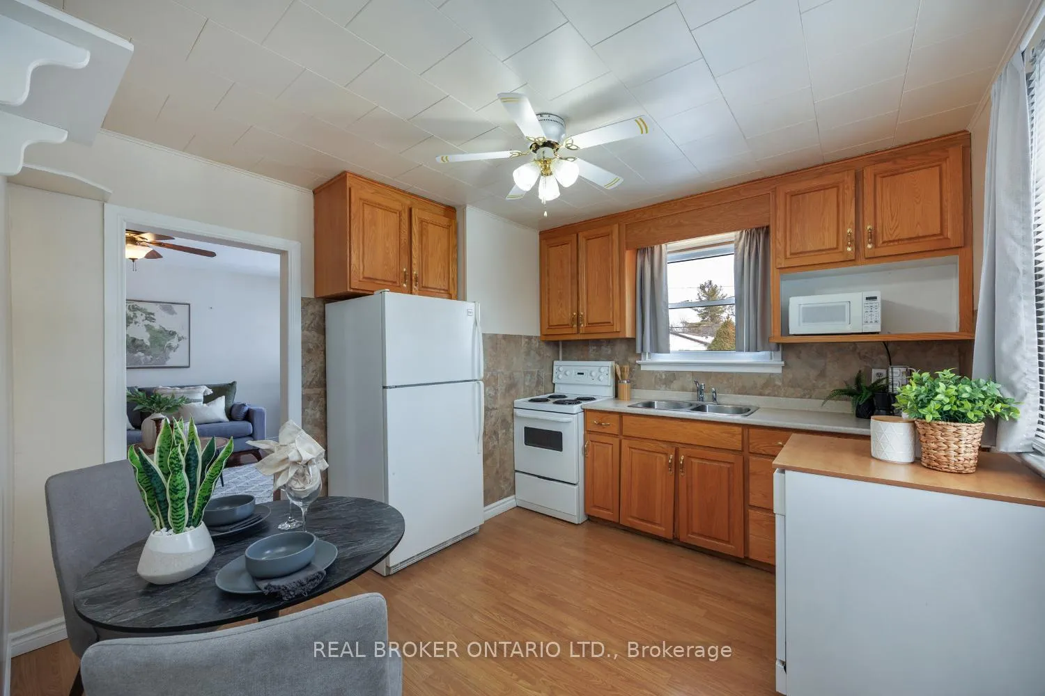 Photo 10 of 10 Elizabeth Avenue, Quinte West, Trenton Ward — HOMEH