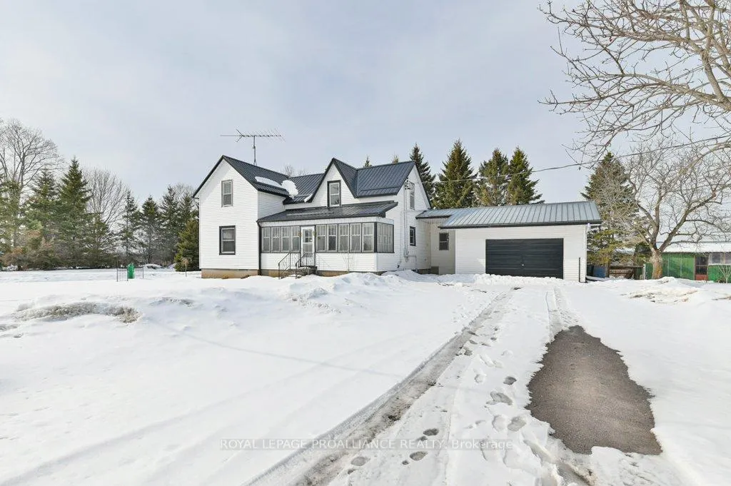 Photo 2 of 1172 Salem Road, Prince Edward County, Ameliasburg Ward — HOMEH