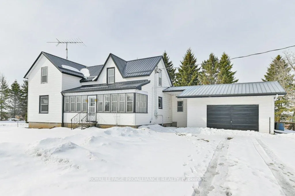 Photo 4 of 1172 Salem Road, Prince Edward County, Ameliasburg Ward — HOMEH
