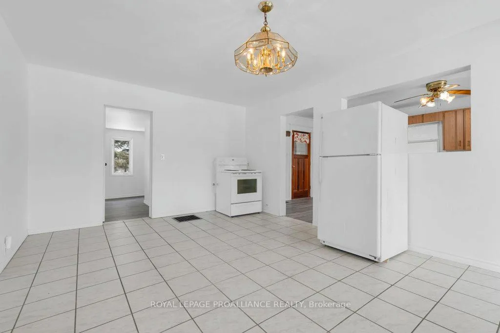 Photo 8 of 1172 Salem Road, Prince Edward County, Ameliasburg Ward — HOMEH