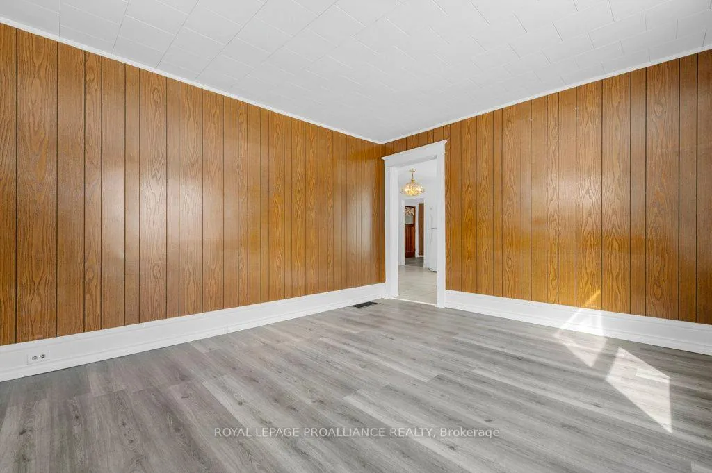 Photo 13 of 1172 Salem Road, Prince Edward County, Ameliasburg Ward — HOMEH