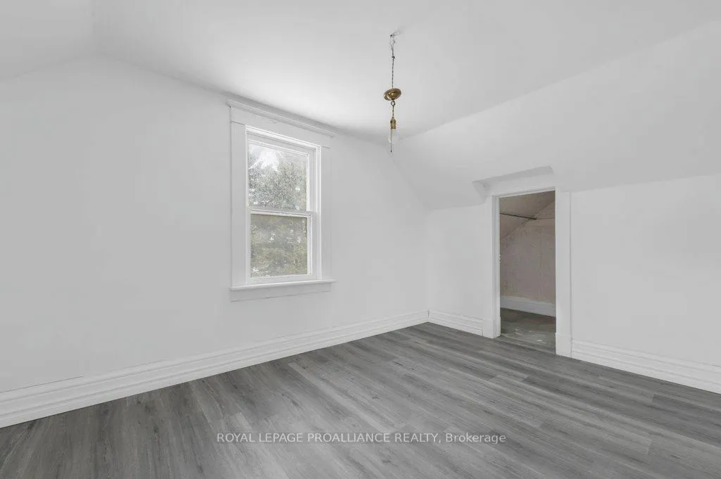 Photo 23 of 1172 Salem Road, Prince Edward County, Ameliasburg Ward — HOMEH