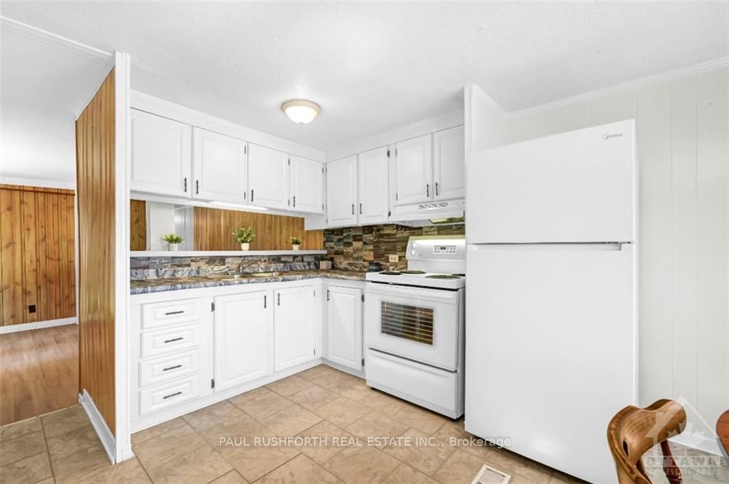 Photo 7 of Unit 4, 7481 Mitch Owens Road, Ottawa, Leitrim — HOMEH