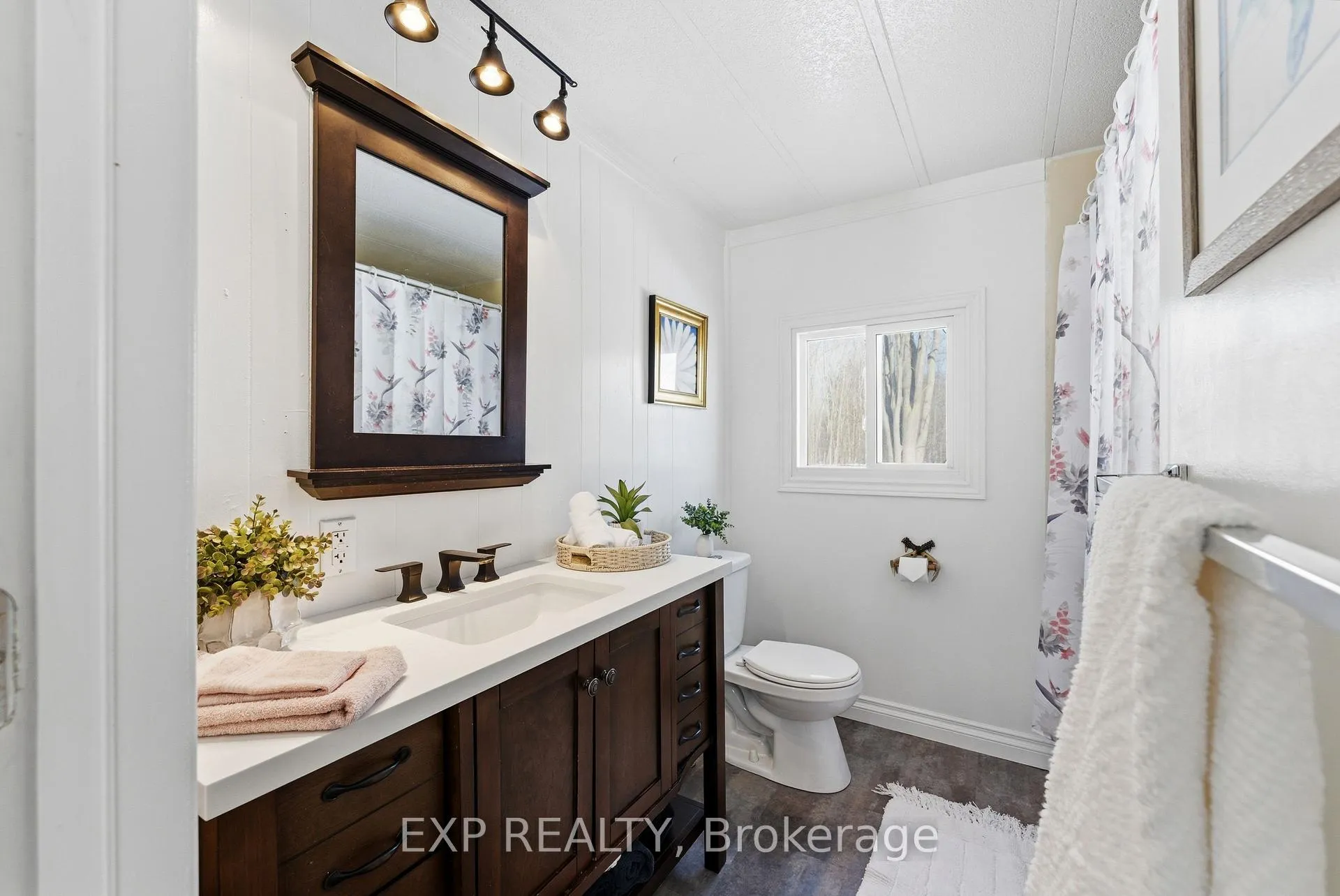 Photo 14 of 24 Taft Road, Prince Edward County, Ameliasburg Ward — HOMEH