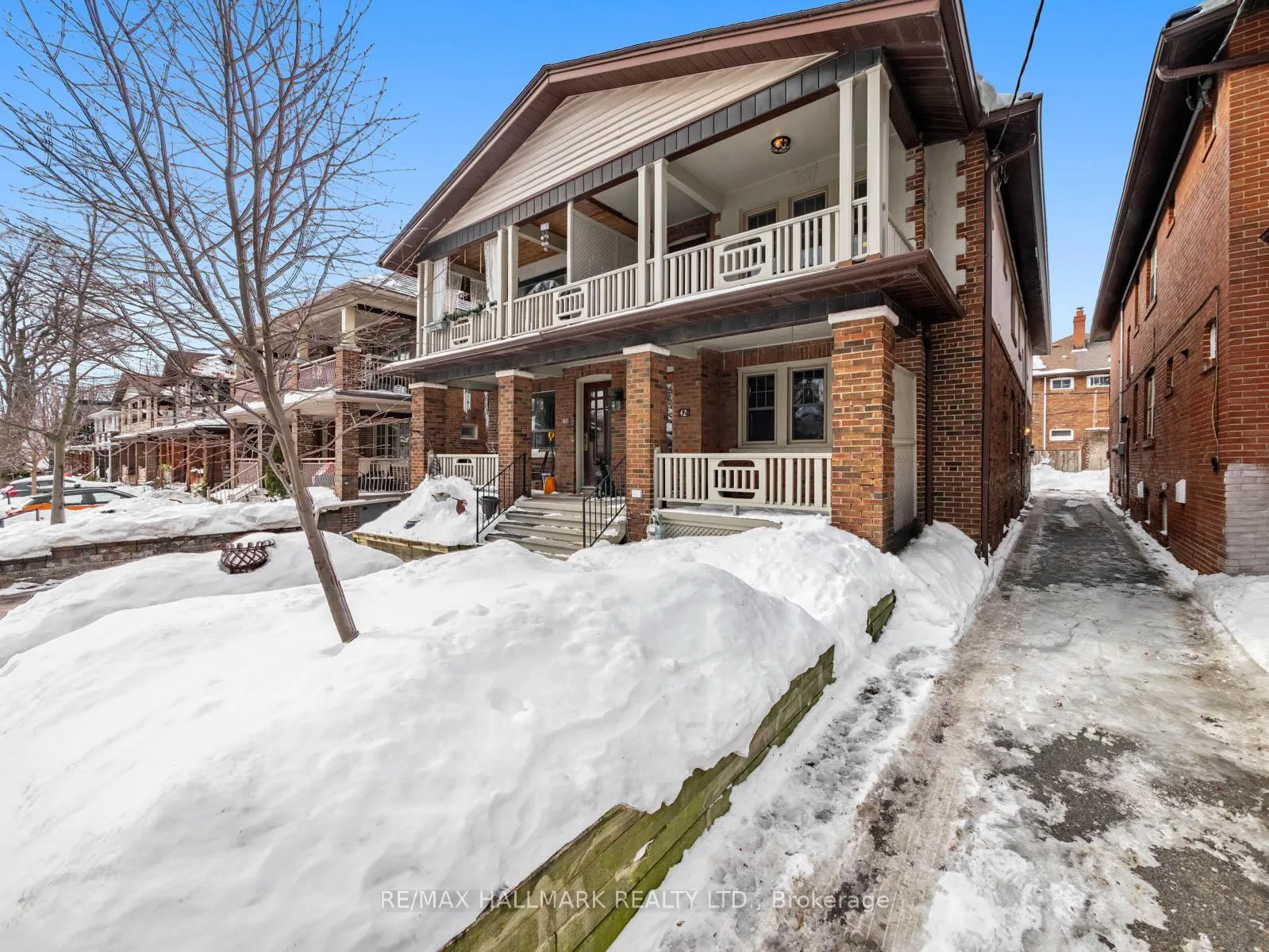 Photo 2 of 42 Glen Manor Drive, Toronto, The Beaches — HOMEH