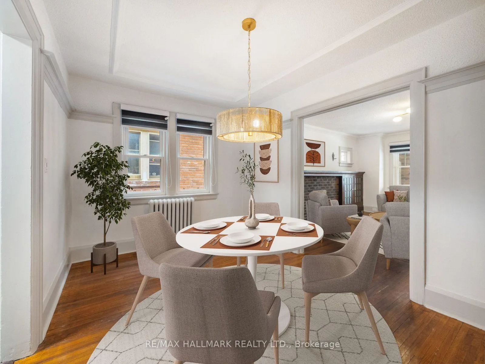 Photo 10 of 42 Glen Manor Drive, Toronto, The Beaches — HOMEH