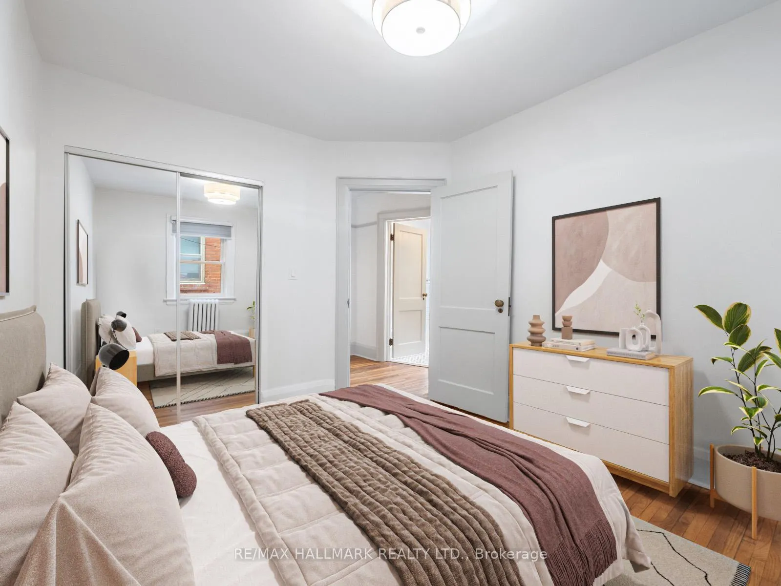 Photo 16 of 42 Glen Manor Drive, Toronto, The Beaches — HOMEH