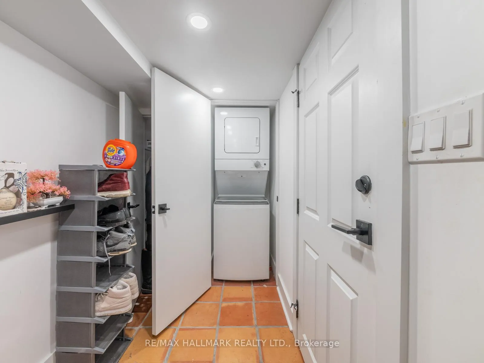 Photo 36 of 42 Glen Manor Drive, Toronto, The Beaches — HOMEH