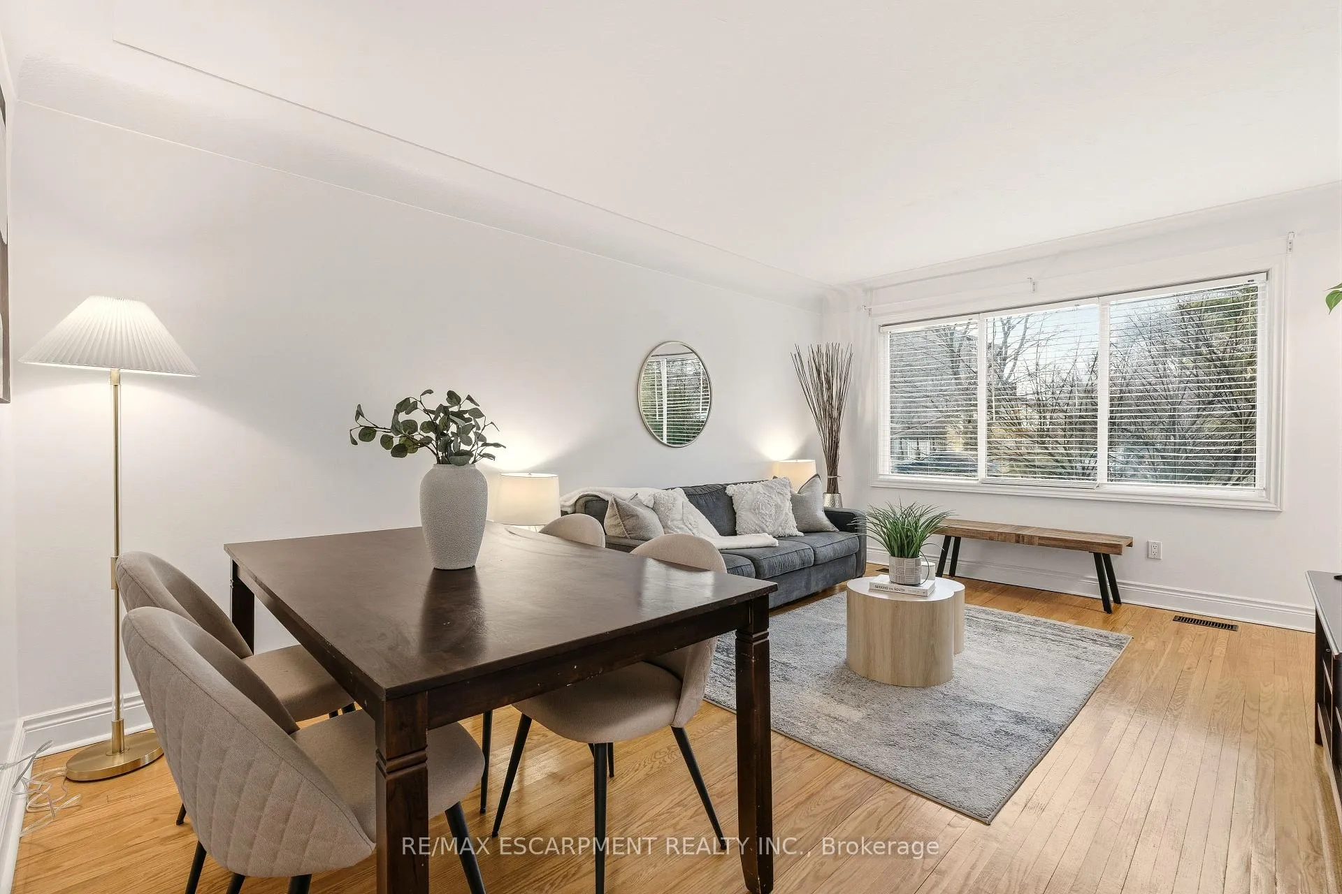 Photo 10 of 411 Pepper Drive, Burlington, Brant — HOMEH