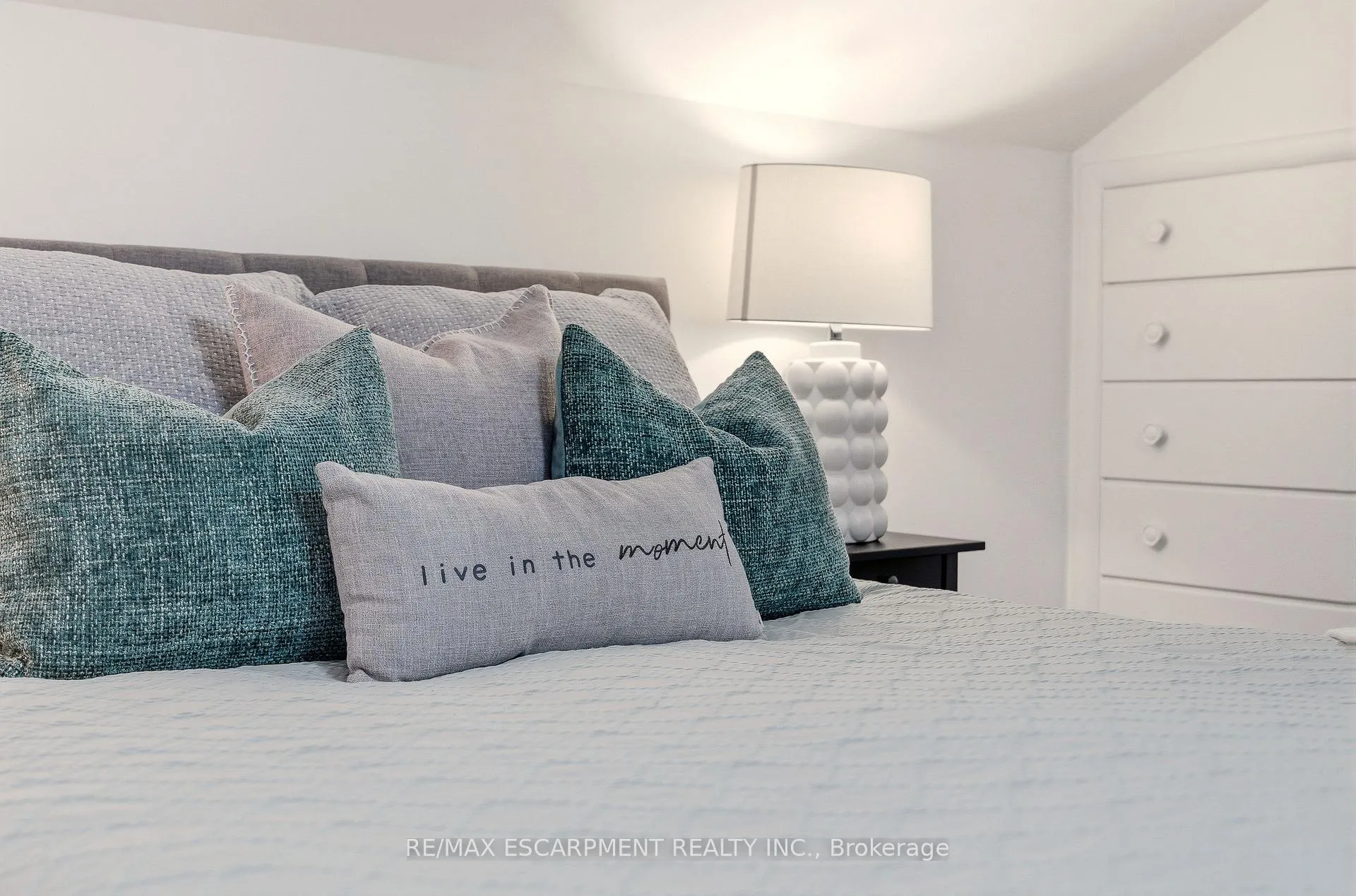 Photo 26 of 411 Pepper Drive, Burlington, Brant — HOMEH