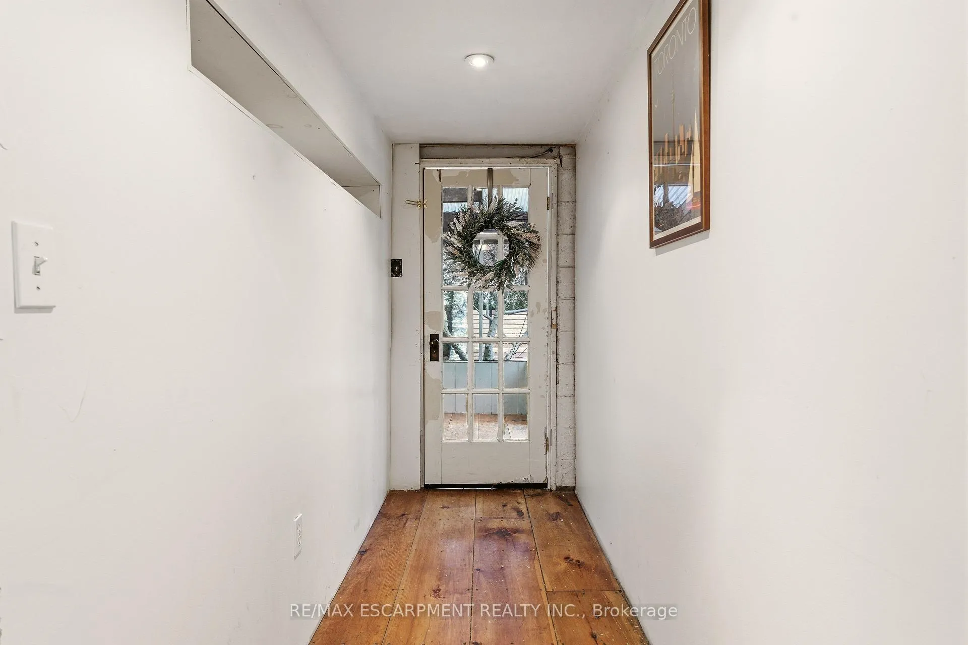 Photo 39 of 411 Pepper Drive, Burlington, Brant — HOMEH
