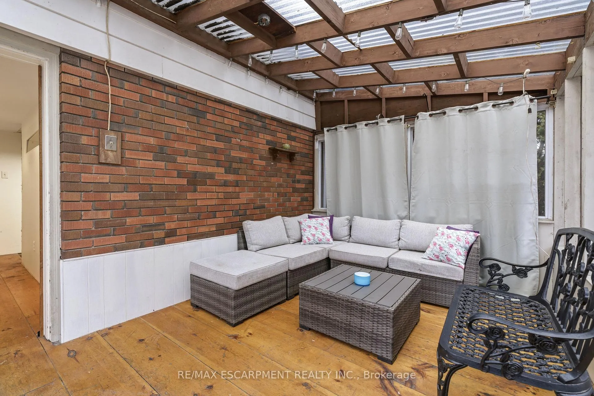 Photo 40 of 411 Pepper Drive, Burlington, Brant — HOMEH