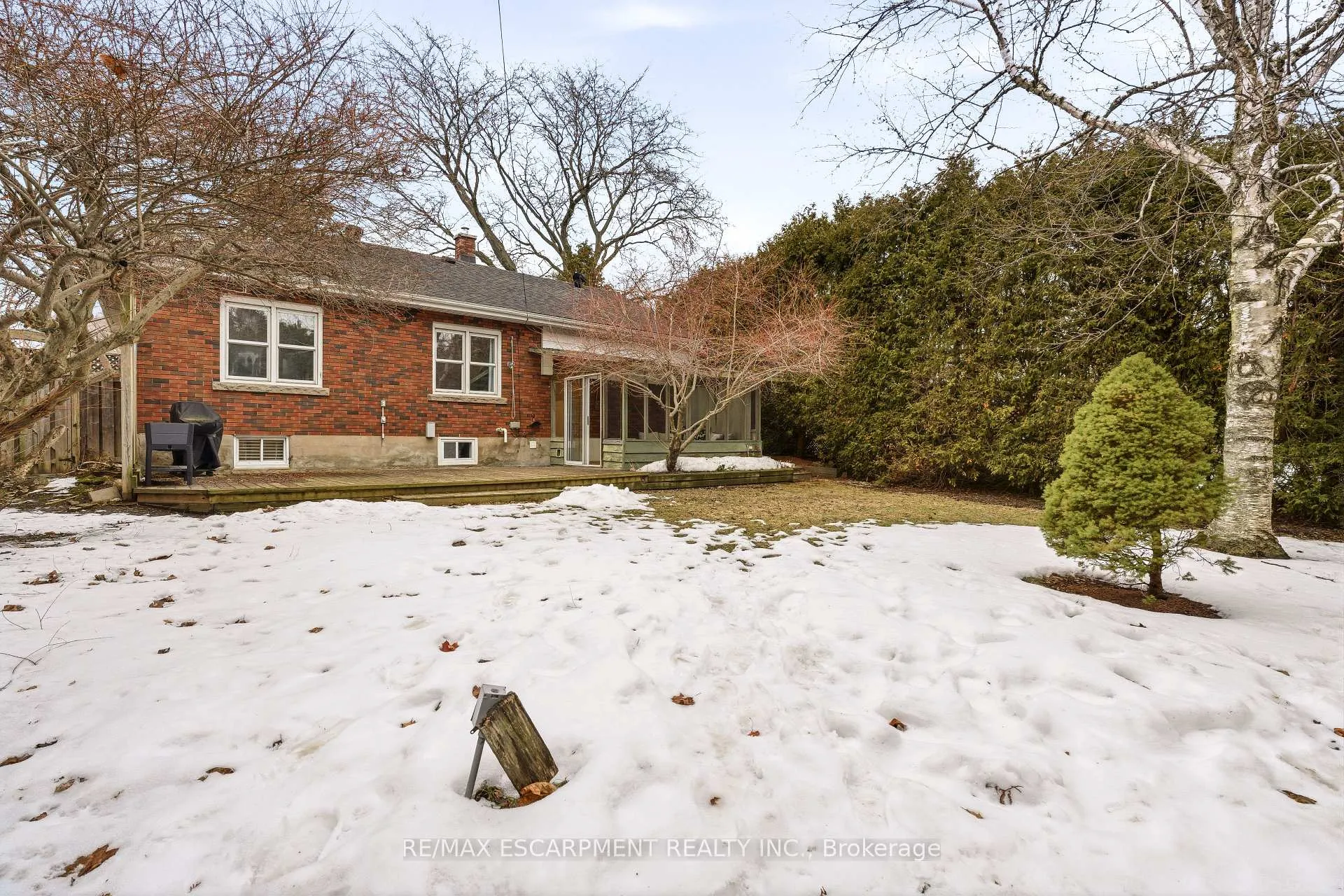 Photo 46 of 411 Pepper Drive, Burlington, Brant — HOMEH