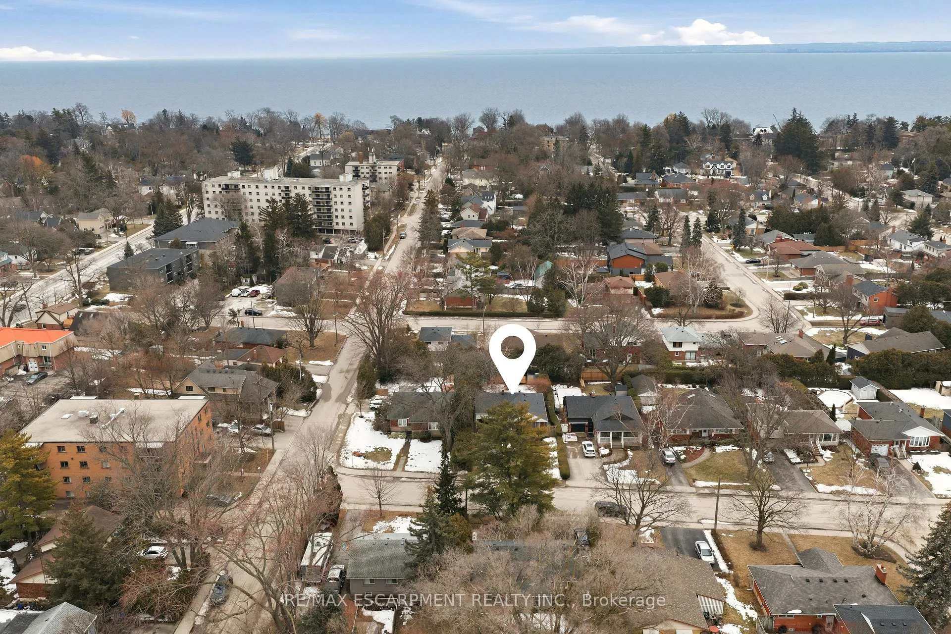 Photo 47 of 411 Pepper Drive, Burlington, Brant — HOMEH