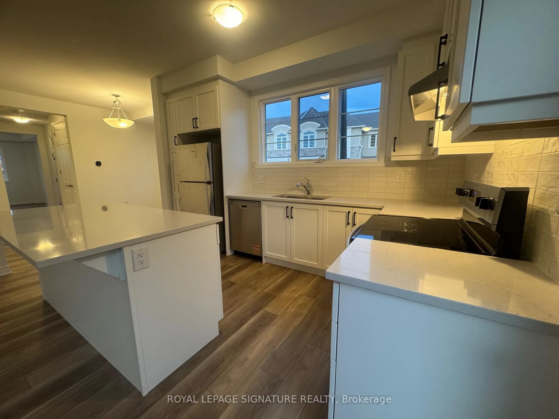Photo 10 of Unit 8, 1257 Ferguson Drive, Milton, Bowes — HOMEH