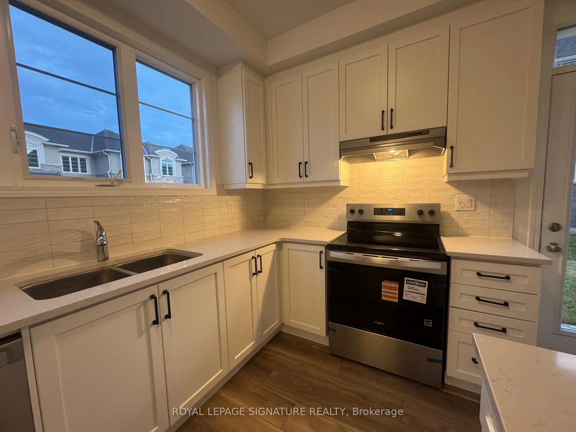 Photo 11 of Unit 8, 1257 Ferguson Drive, Milton, Bowes — HOMEH