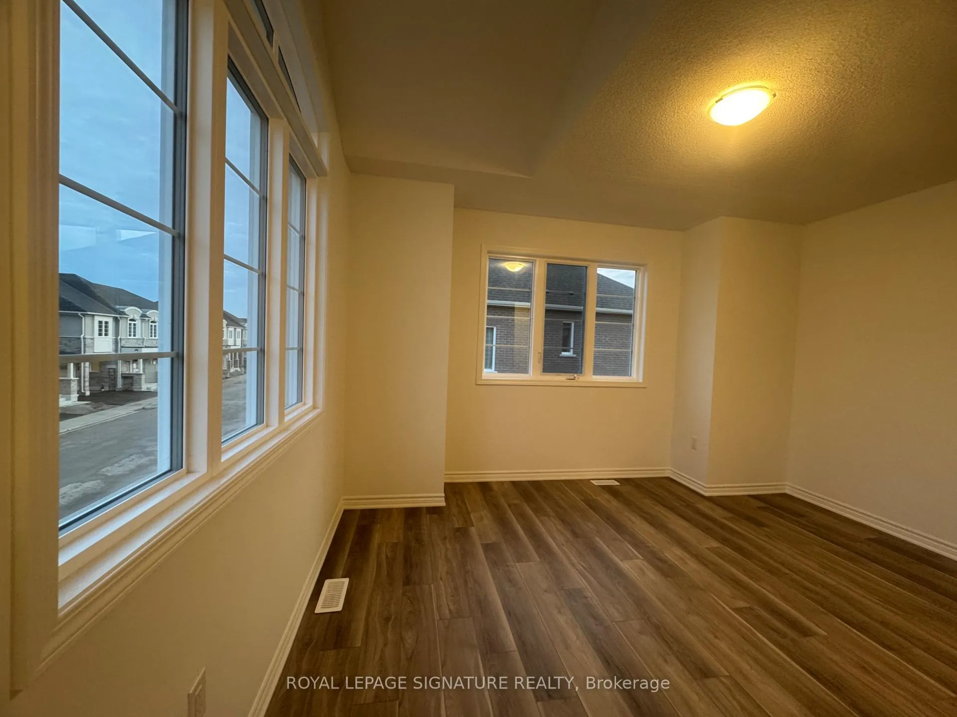 Photo 27 of Unit 8, 1257 Ferguson Drive, Milton, Bowes — HOMEH