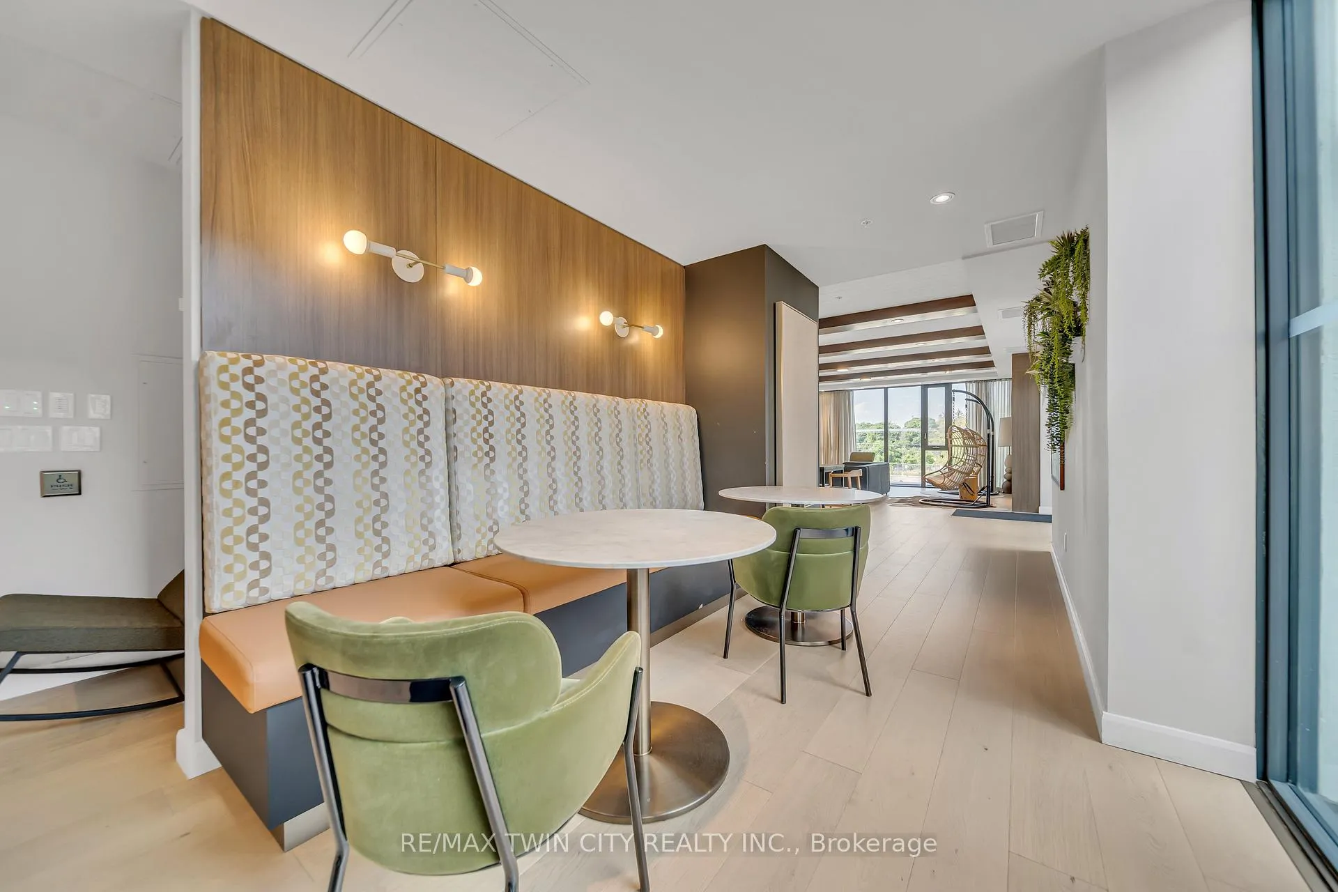 Photo 28 of Unit 906, 741 King Street W, Kitchener — HOMEH