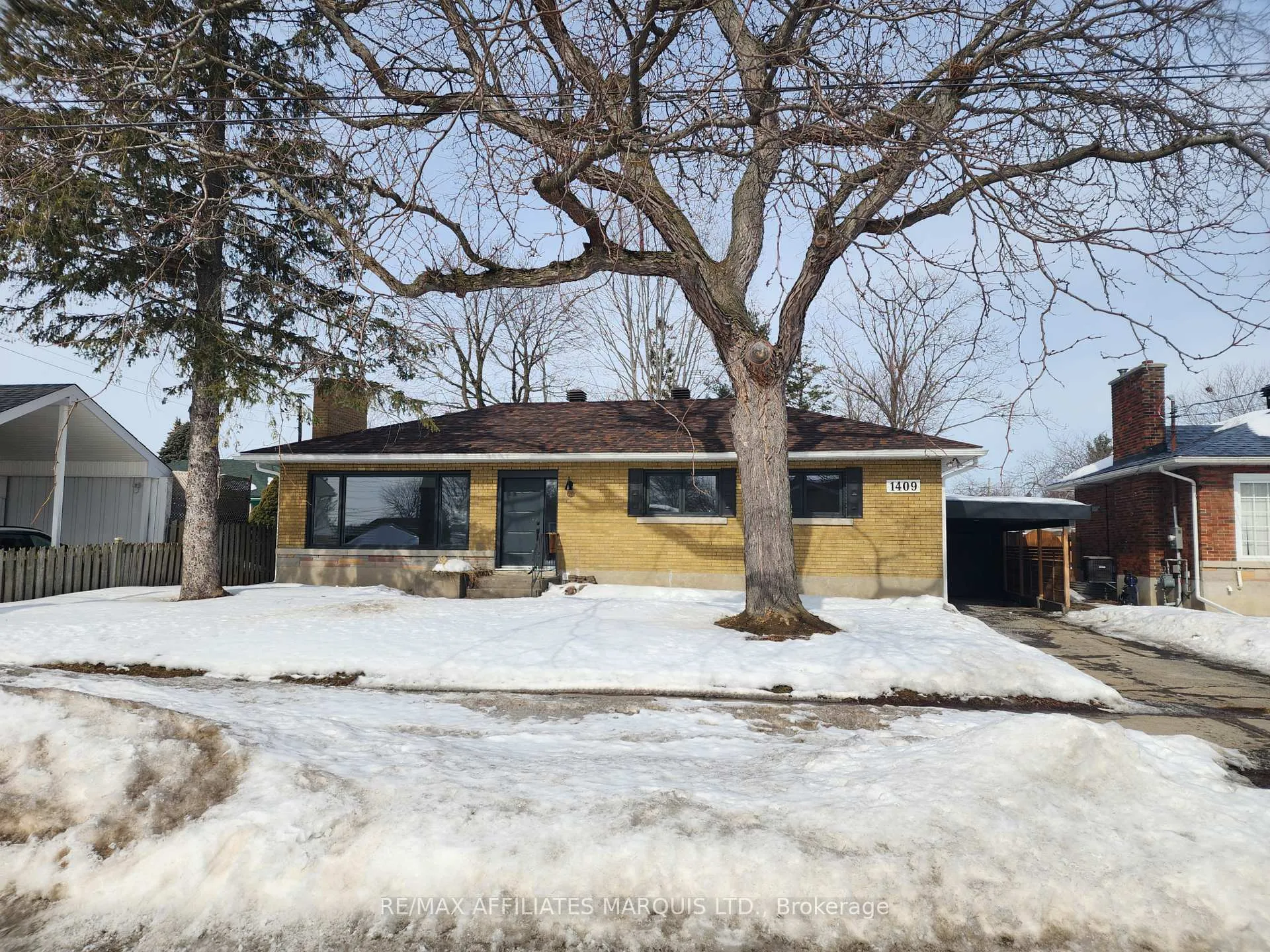 Photo 2 of 1409 Leonard Avenue, Cornwall — HOMEH