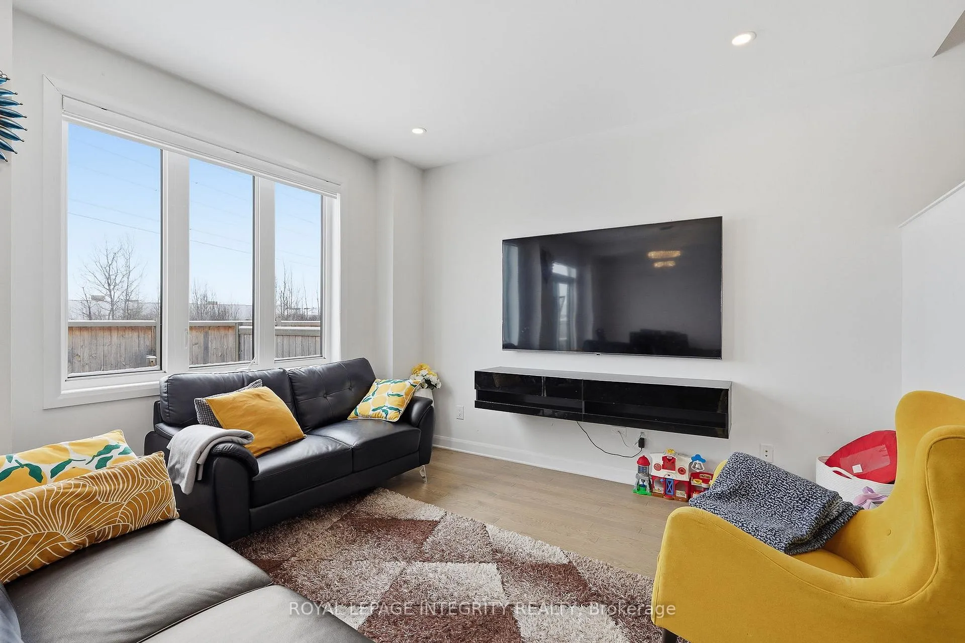 Photo 12 of 516 Prominence Way, Ottawa, Avalon East — HOMEH