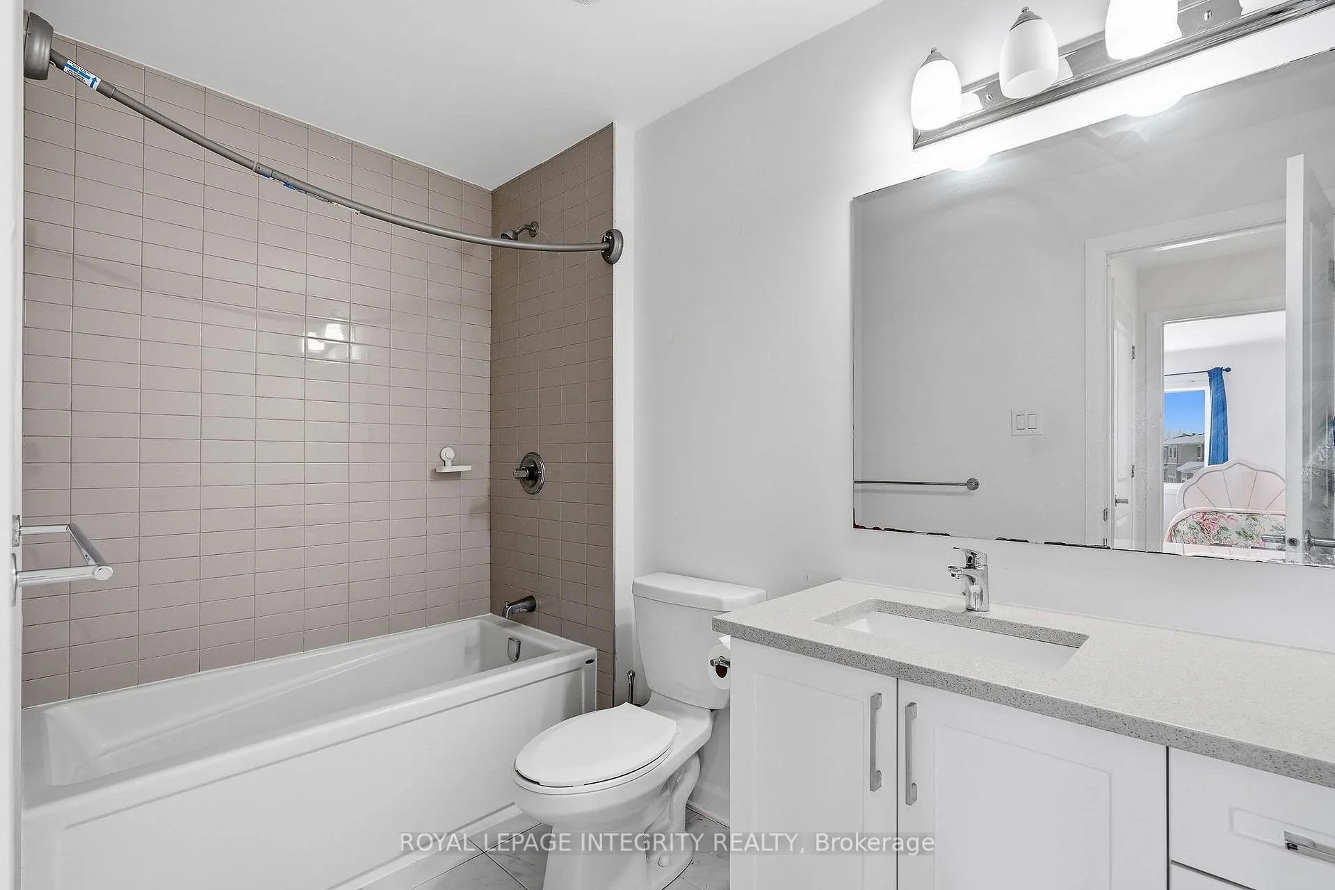 Photo 18 of 516 Prominence Way, Ottawa, Avalon East — HOMEH
