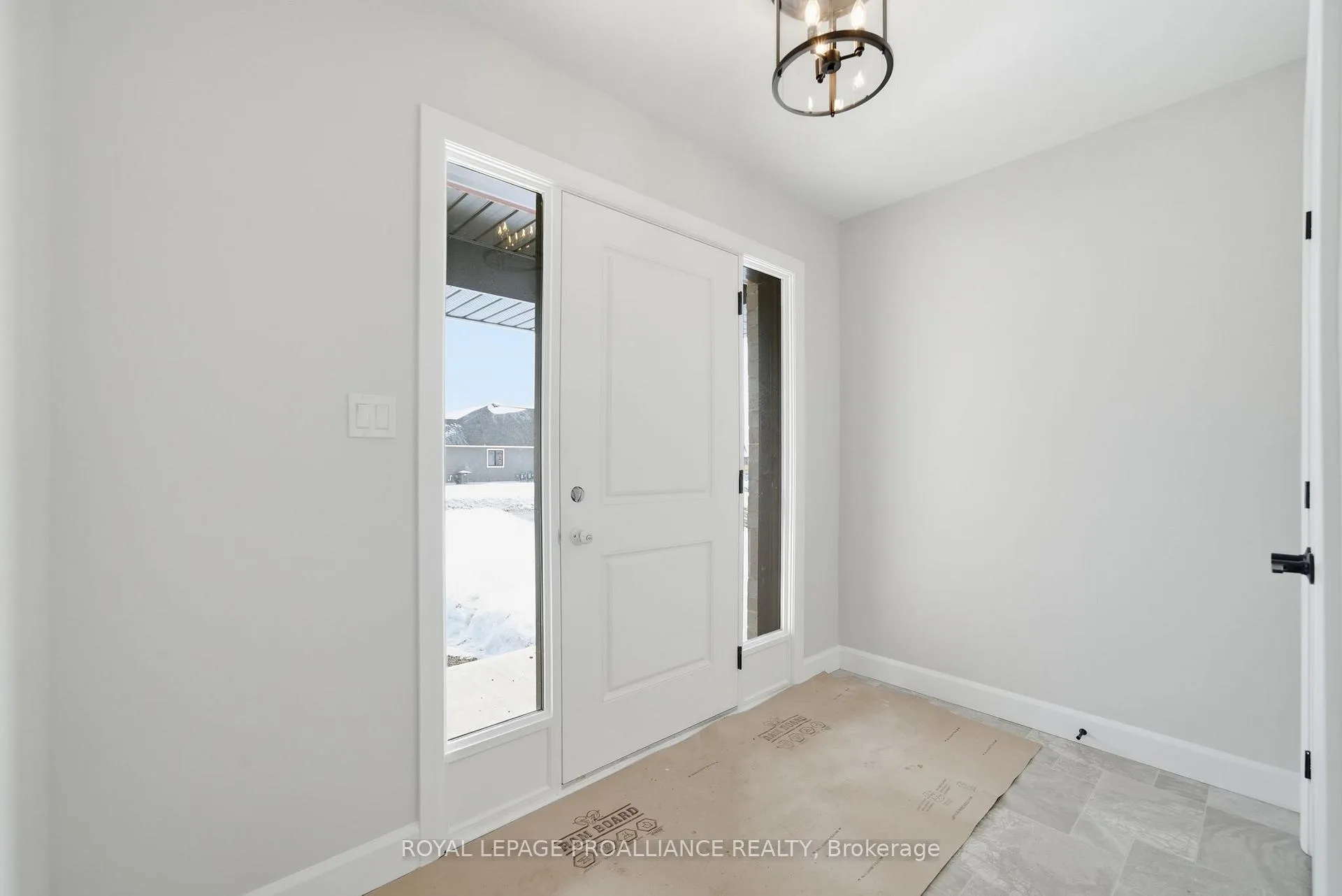 Photo 5 of 87 Hastings Park Drive, Belleville, Belleville Ward — HOMEH