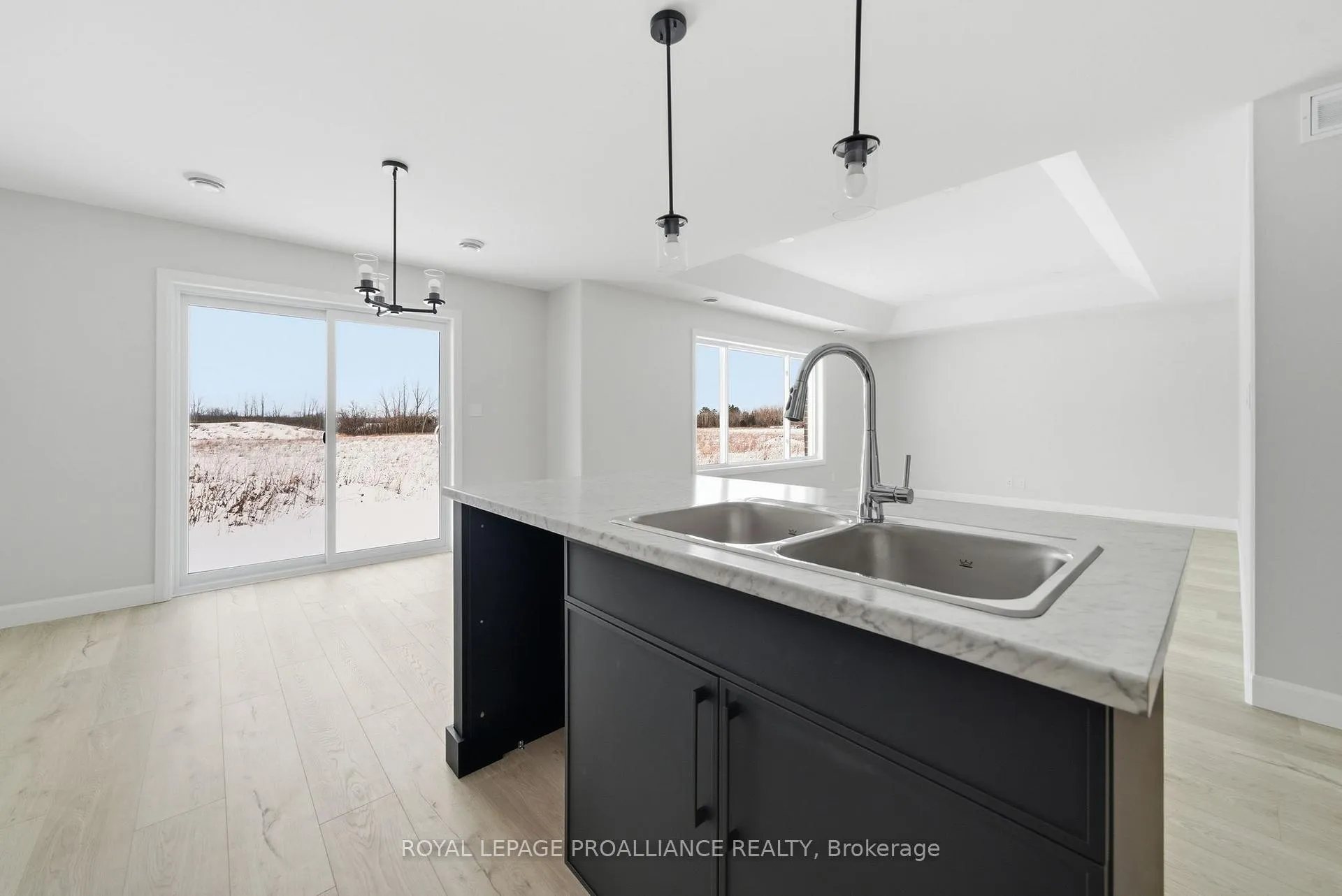 Photo 11 of 87 Hastings Park Drive, Belleville, Belleville Ward — HOMEH