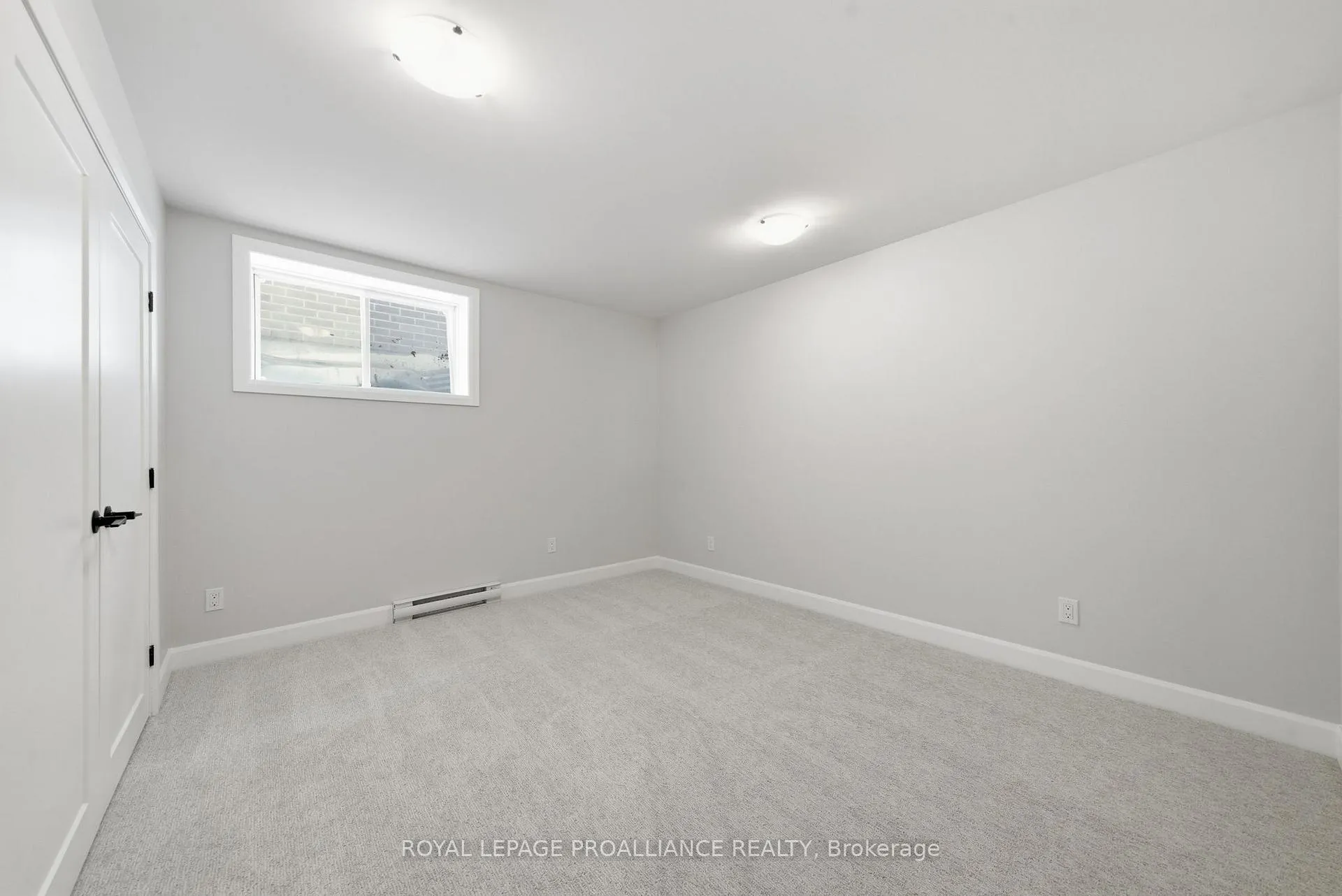 Photo 33 of 87 Hastings Park Drive, Belleville, Belleville Ward — HOMEH