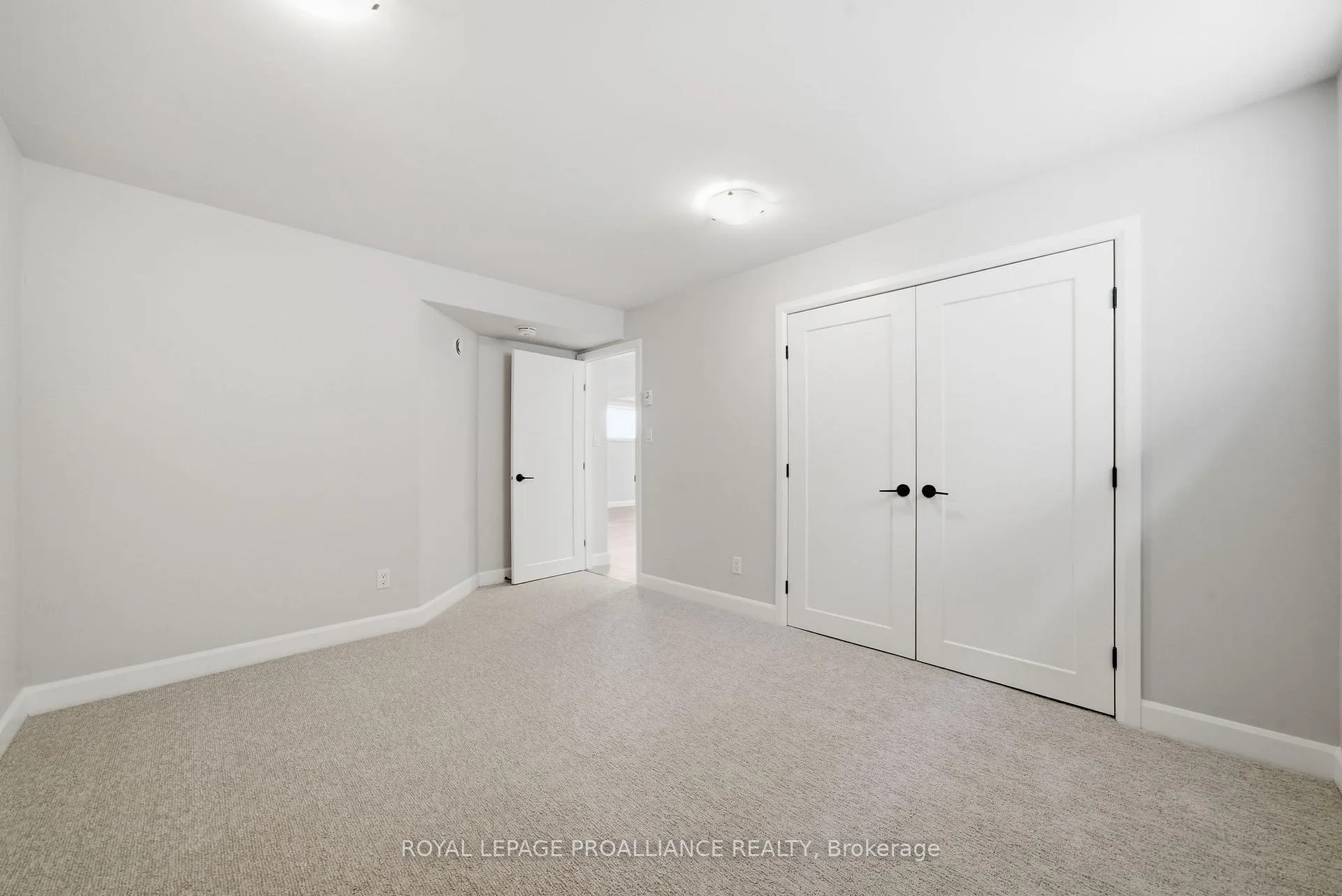 Photo 34 of 87 Hastings Park Drive, Belleville, Belleville Ward — HOMEH