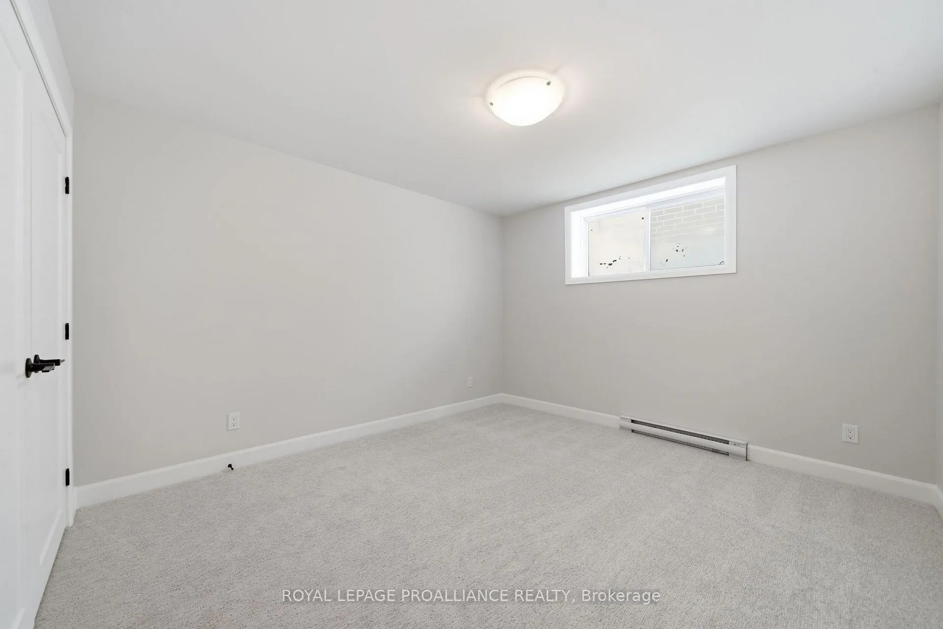 Photo 36 of 87 Hastings Park Drive, Belleville, Belleville Ward — HOMEH