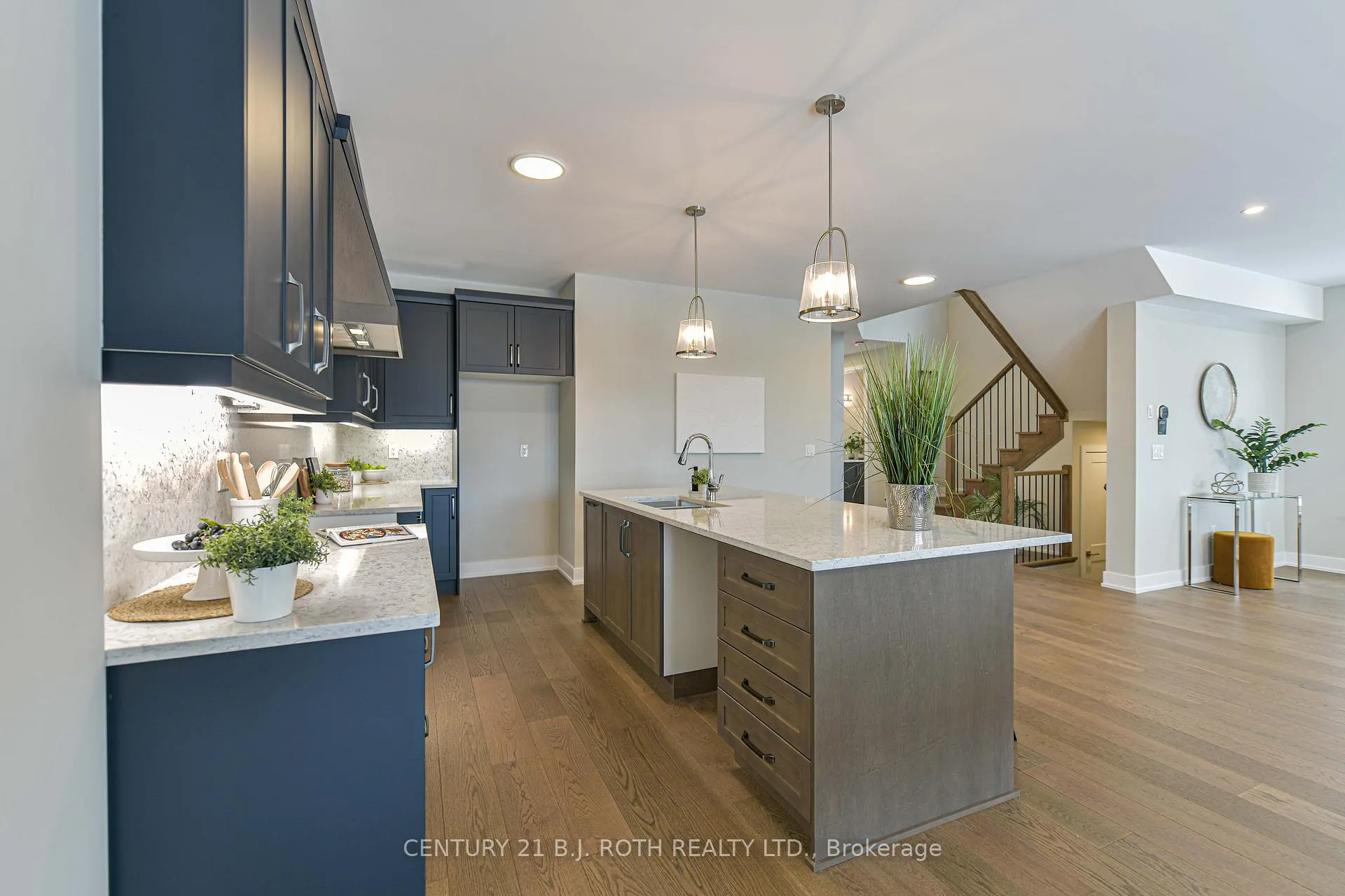 Photo 7 of 3199 Orion Boulevard, Orillia — HOMEH