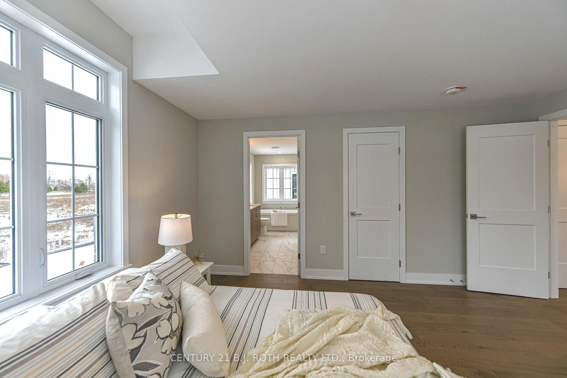 Photo 19 of 3199 Orion Boulevard, Orillia — HOMEH