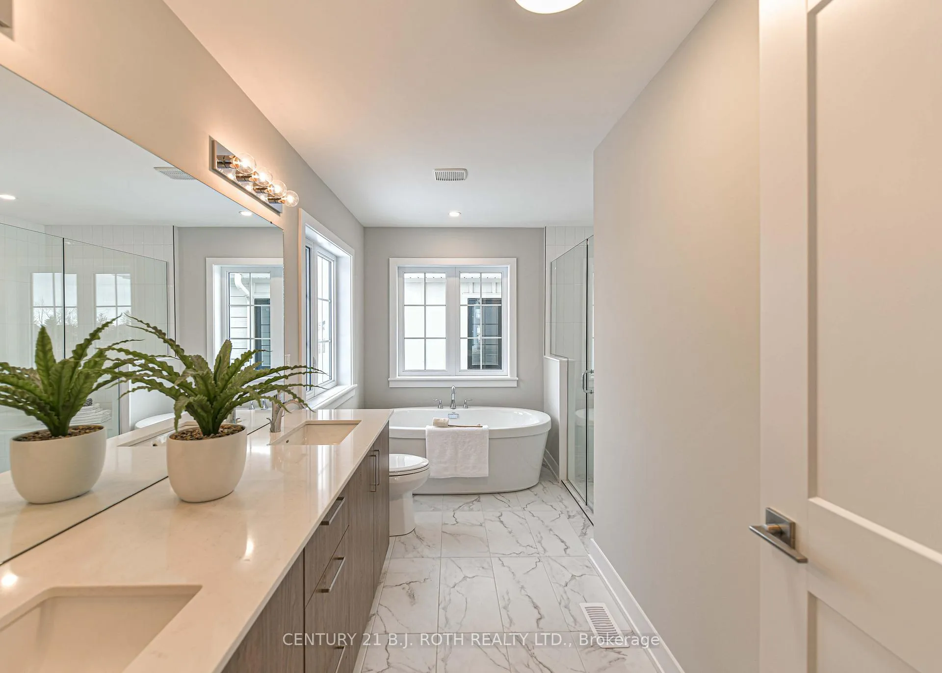 Photo 20 of 3199 Orion Boulevard, Orillia — HOMEH