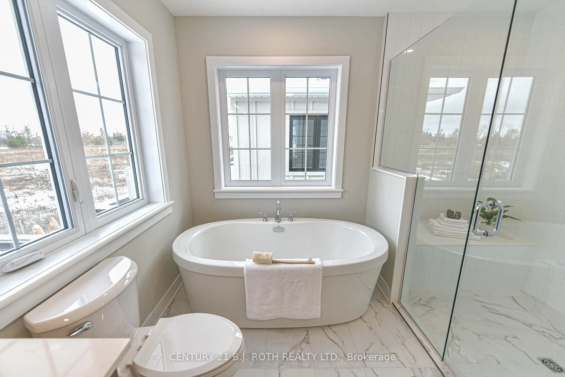 Photo 21 of 3199 Orion Boulevard, Orillia — HOMEH