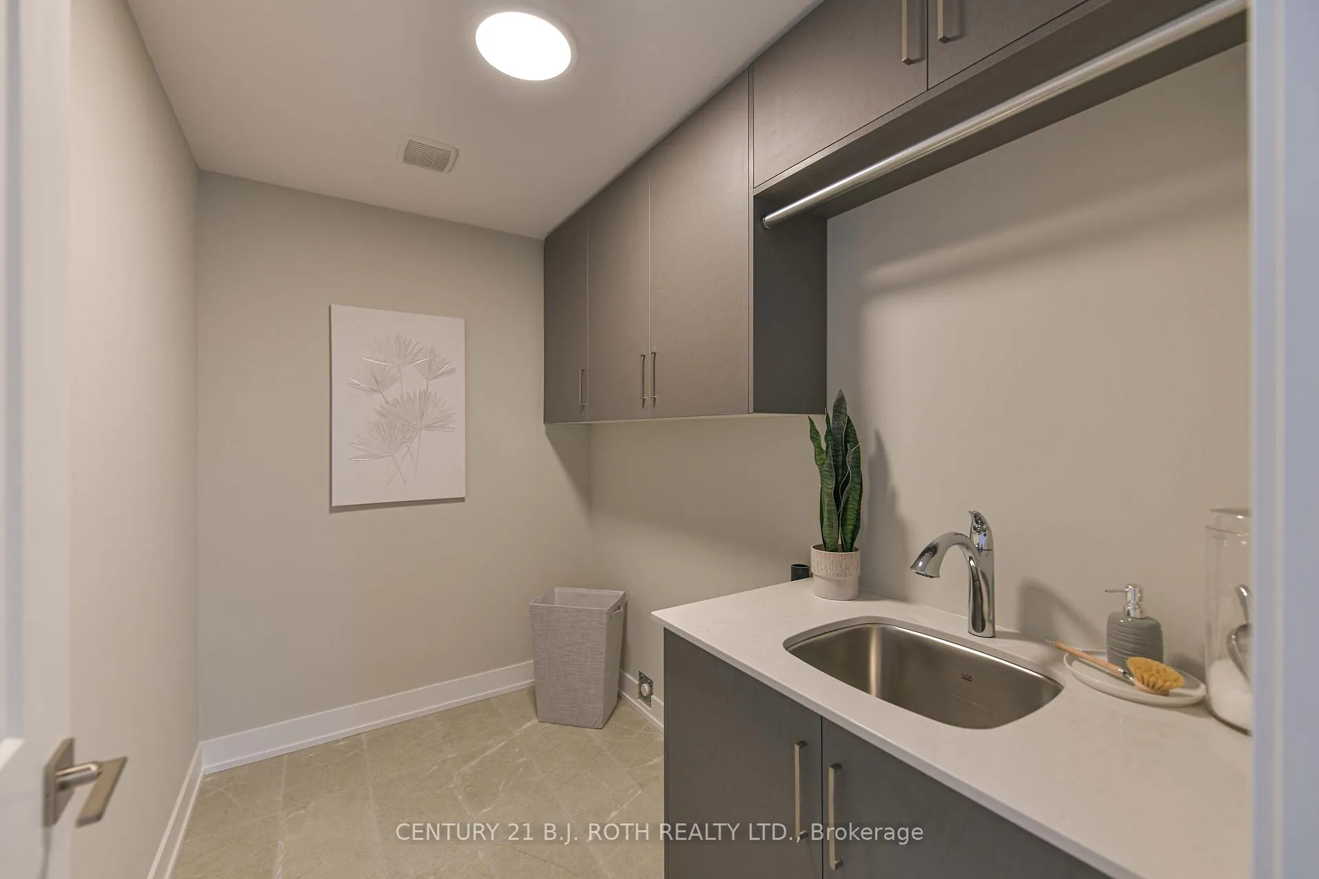 Photo 33 of 3199 Orion Boulevard, Orillia — HOMEH