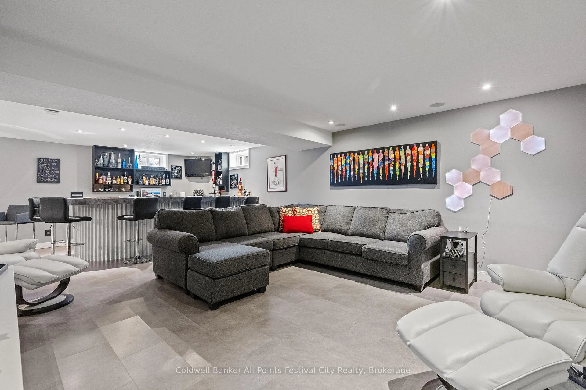 Photo 29 of 345 Krohmer Drive, Goderich, Goderich (Town) — HOMEH