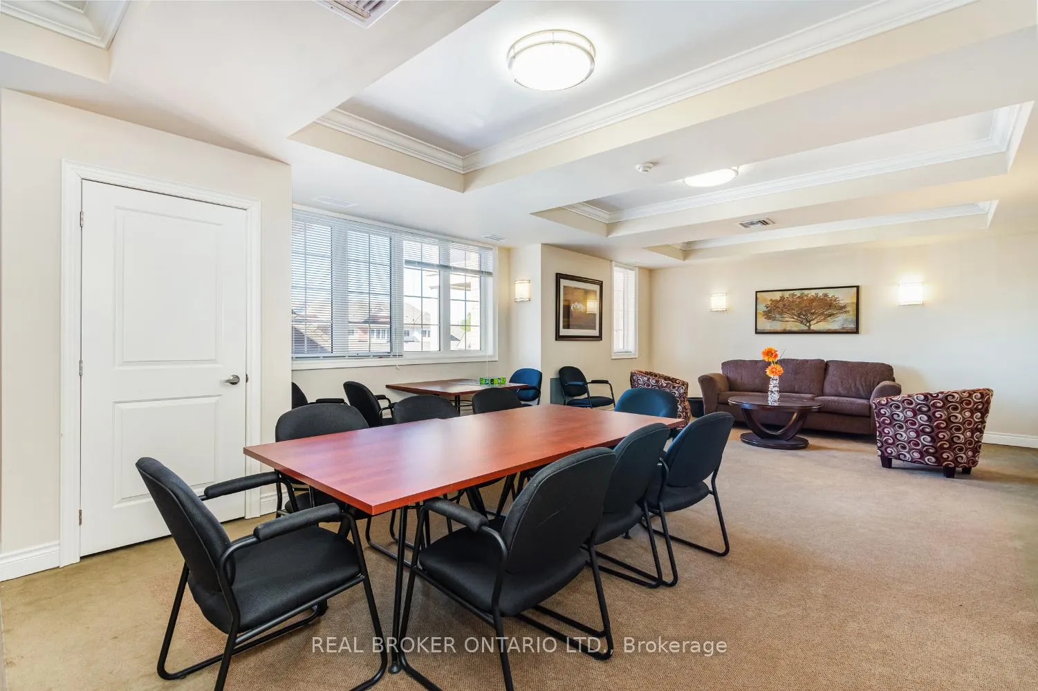 Photo 36 of 18 Harvey Johnston Way, Whitby, Brooklin — HOMEH