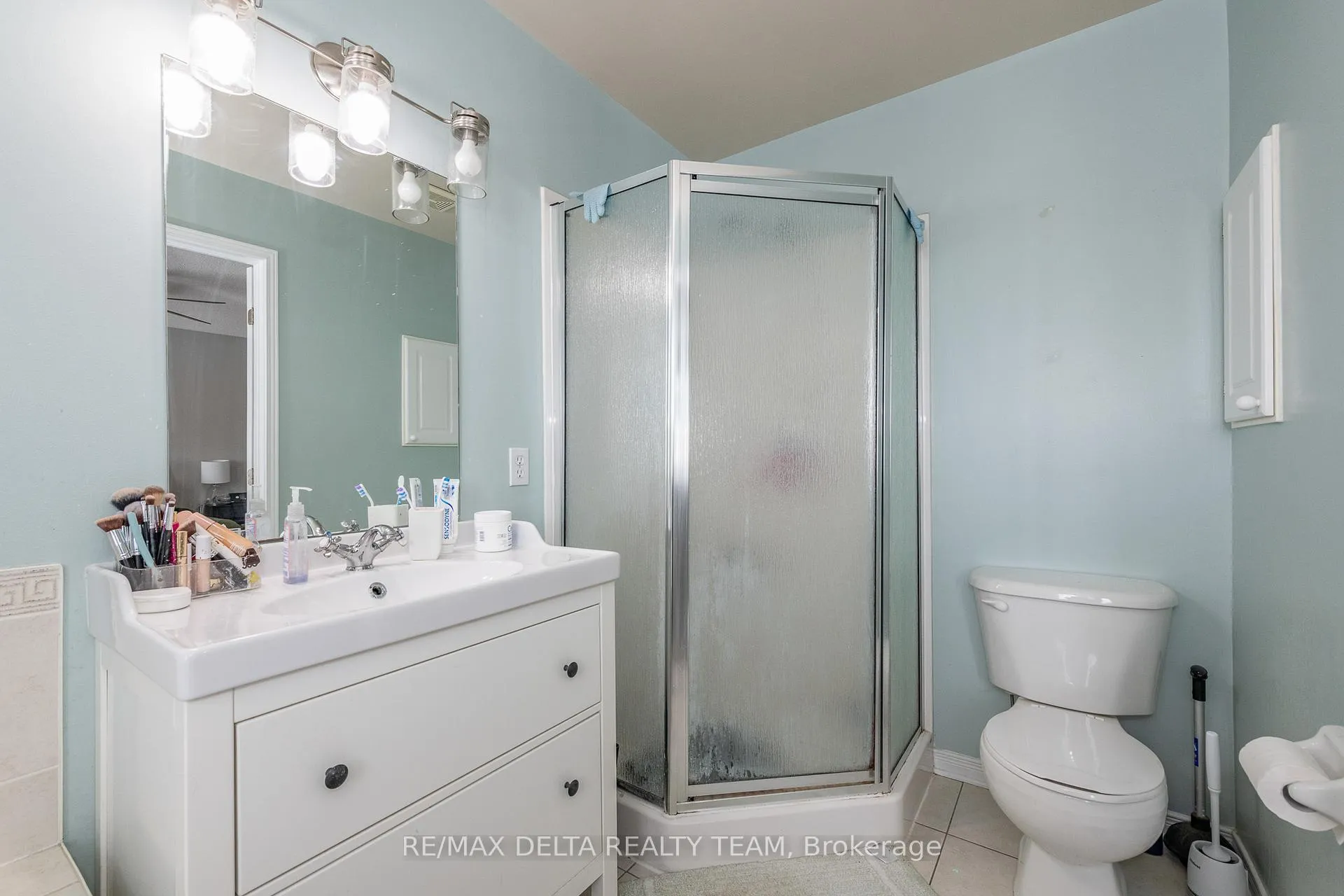 Photo 17 of 152 Ludlowe Street, Ottawa, Fallingbrook/Gardenway South — HOMEH