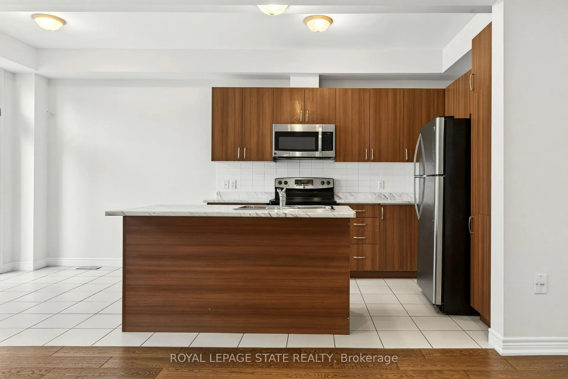 Photo 13 of Unit 34, 90 Raymond Road, Hamilton, Meadowlands — HOMEH