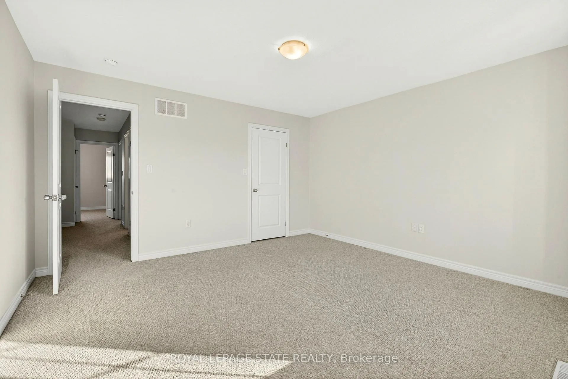 Photo 27 of Unit 34, 90 Raymond Road, Hamilton, Meadowlands — HOMEH
