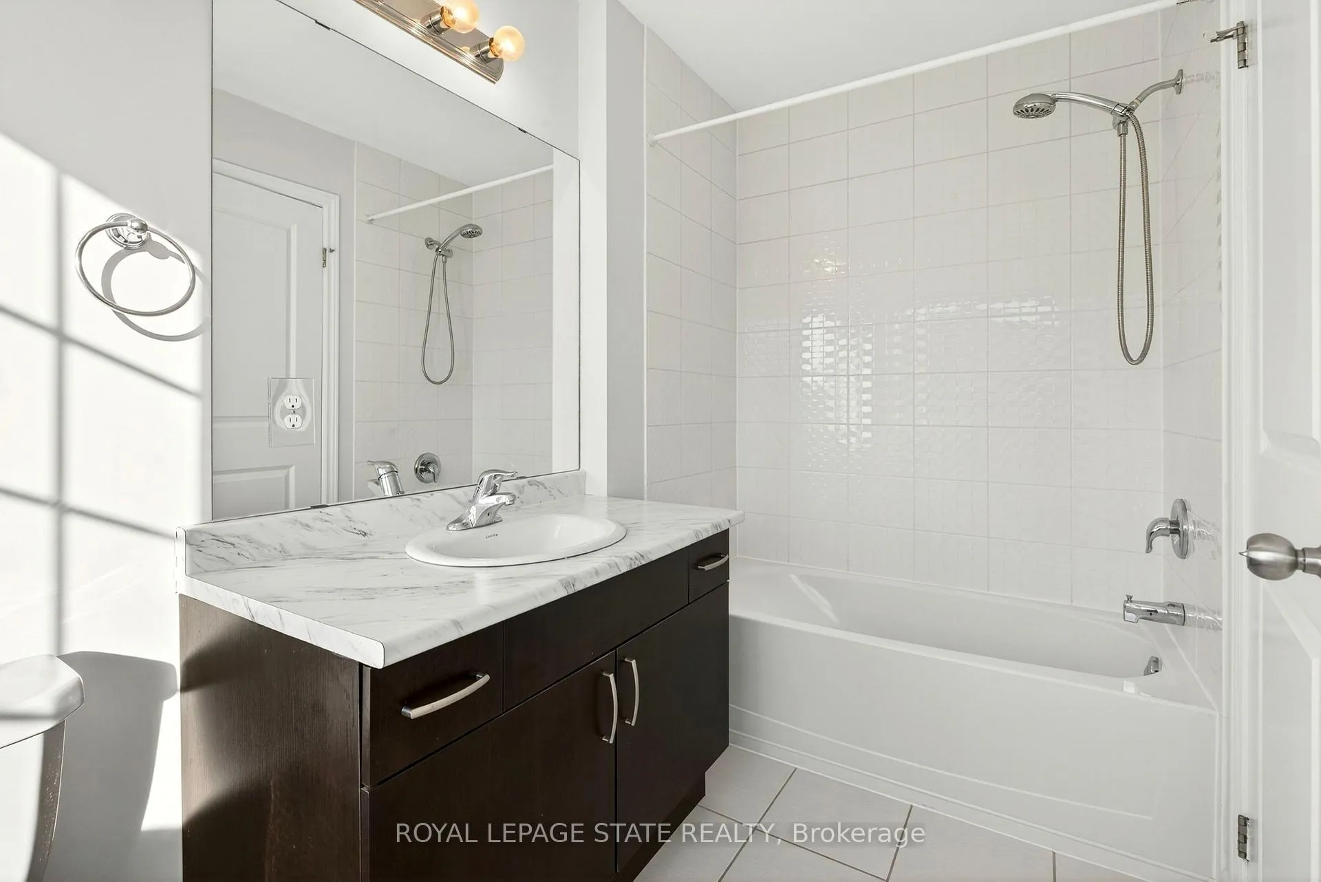 Photo 29 of Unit 34, 90 Raymond Road, Hamilton, Meadowlands — HOMEH