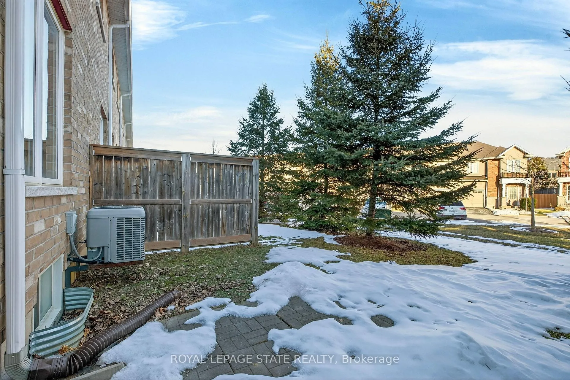 Photo 42 of Unit 34, 90 Raymond Road, Hamilton, Meadowlands — HOMEH