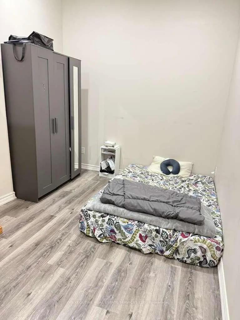 Photo 5 of Unit Basement, 40 Roulette Crescent, Brampton, Northwest Brampton — HOMEH