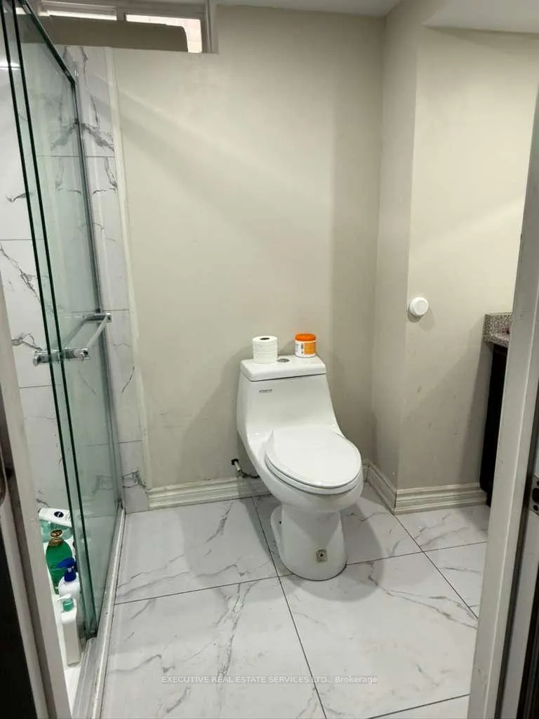 Photo 9 of Unit Basement, 40 Roulette Crescent, Brampton, Northwest Brampton — HOMEH