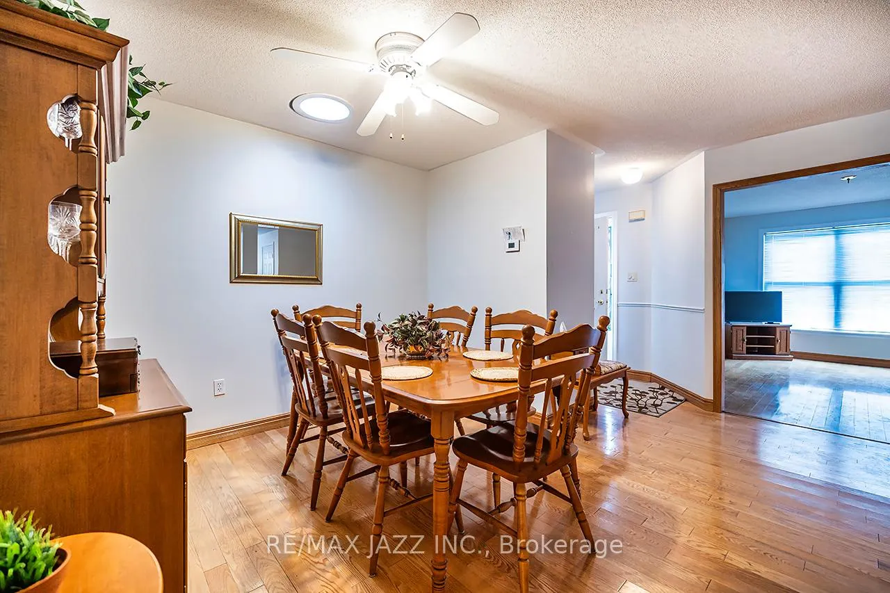 Photo 7 of 49 Hemmingway Drive, Clarington, Courtice — HOMEH