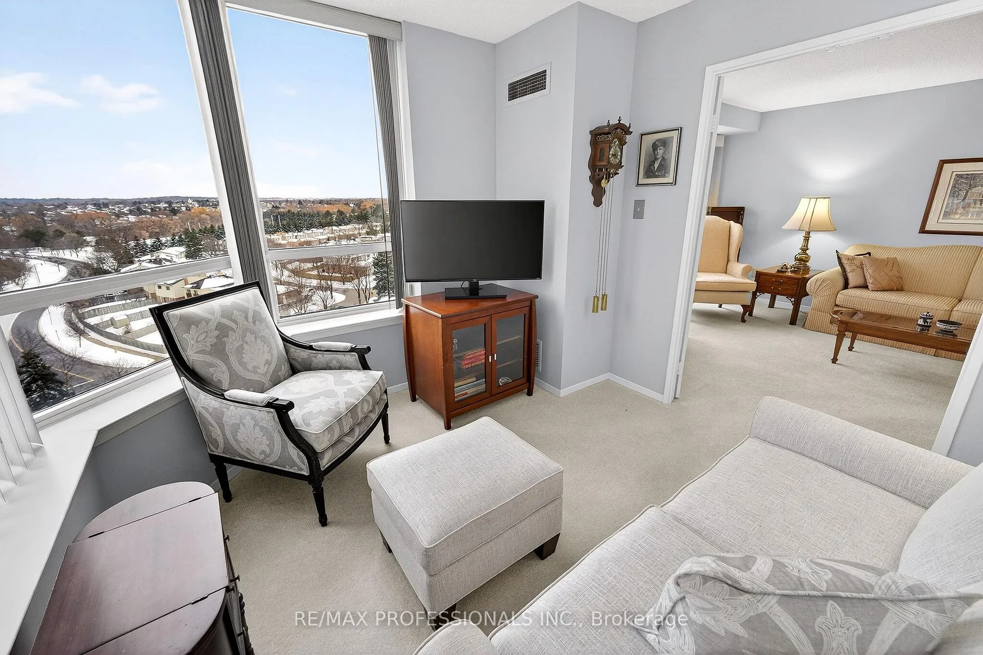 Photo 10 of Unit 924, 25 Austin Drive, Markham, Markville — HOMEH