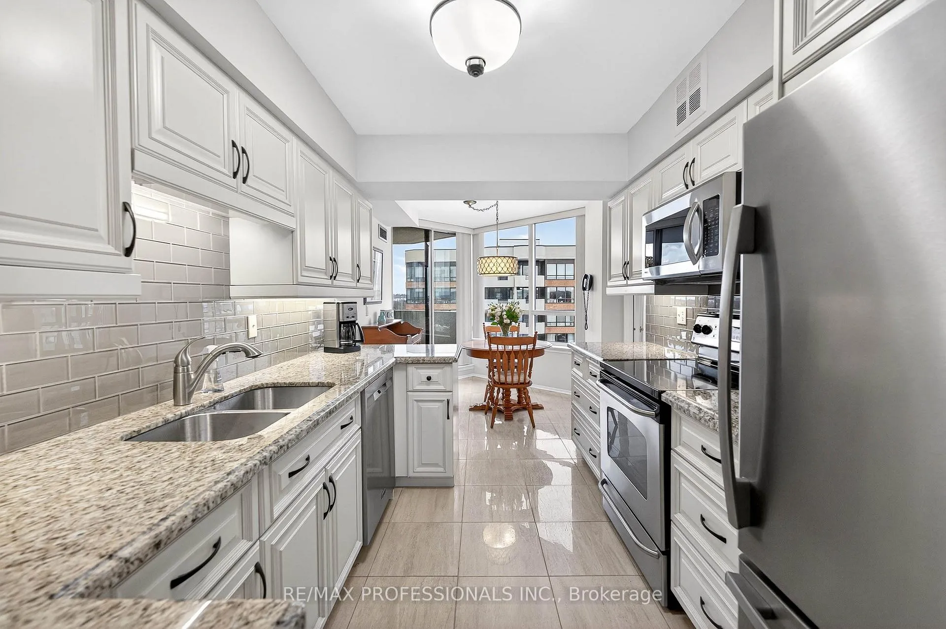 Photo 16 of Unit 924, 25 Austin Drive, Markham, Markville — HOMEH
